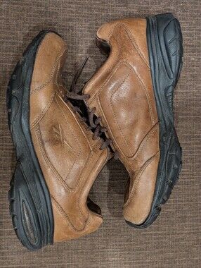 Women's Reebok Hiking Shoes (7.5)